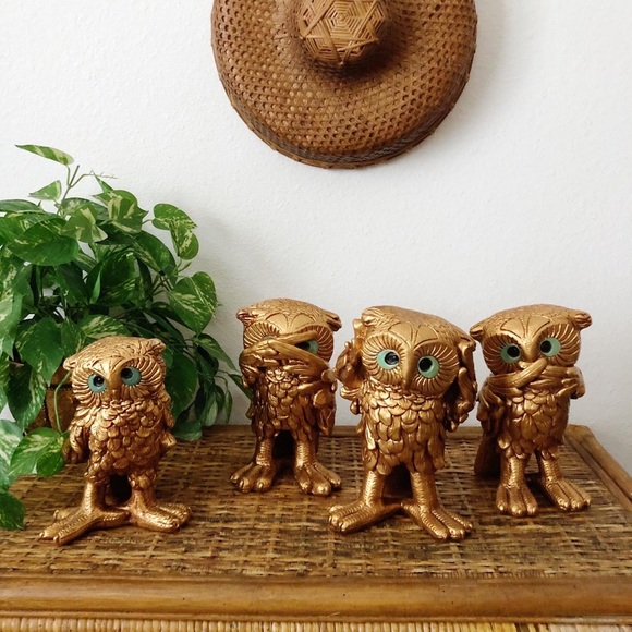 Letβs Be Friends + Shop Updates + Vintage Home Decor Items For Sale! - Picture 14 of 16